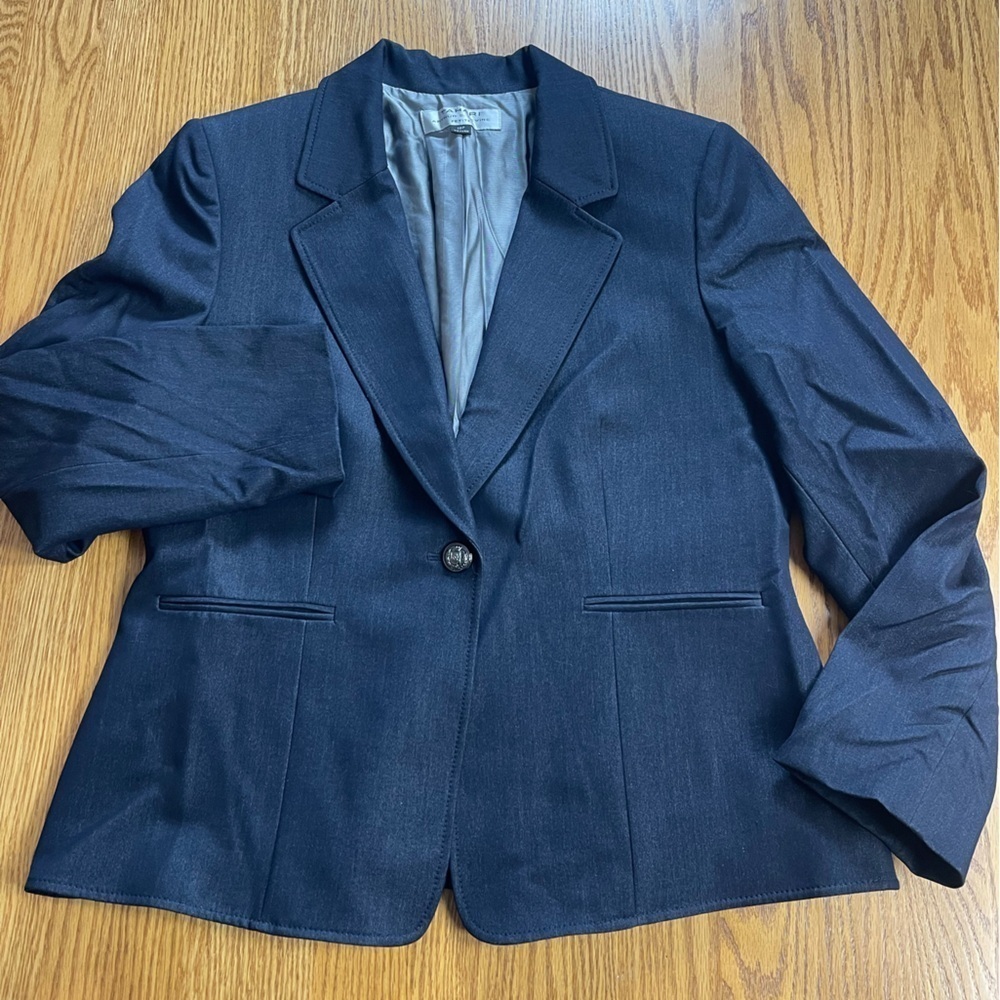 Tahari Arthur S. Levine Petite Navy Silver Button Blazer Size 12P